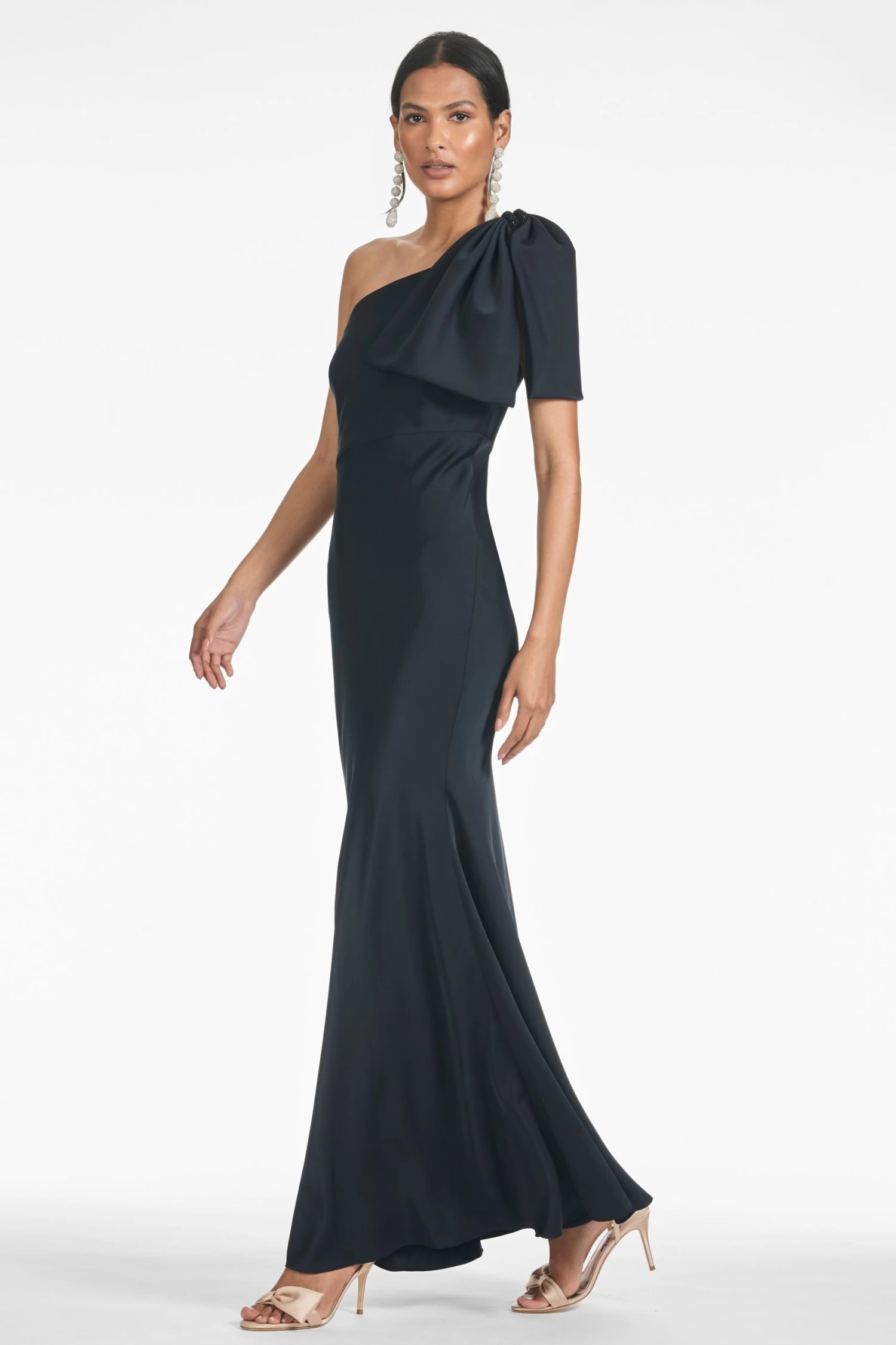 Aubrey Gown - Black 5 Aubrey Gown - Black - Image 3