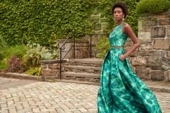 Lexie Top - Emerald Watercolor Floral -Feminine Style Shop SHOT 10 017 be2b4664 3d95 4f94 9b20 267503b1034b