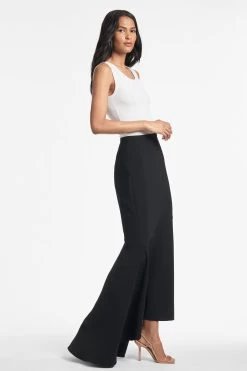 Tatianna Skirt - Black -Feminine Style Shop TATIANNASKIRT BLACK SIDE2
